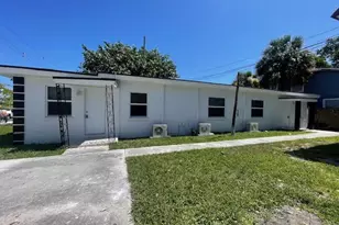 304 N Tamarind Ave, West Palm Beach, FL 33401 - Photo 2