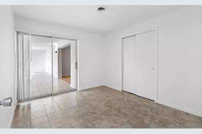 617 SE 8th Avenue, Deerfield Beach, FL 33441 - Photo 18