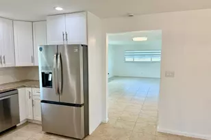 617 SE 8th Ave, Deerfield Beach, FL 33441 - Photo 10