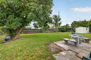 220 SW 10th Ave, Boynton Beach, FL 33435 - Photo 28