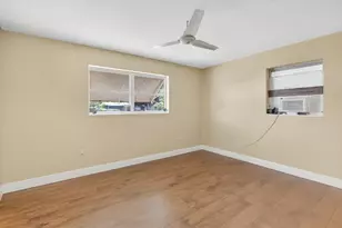220 SW 10th Ave, Boynton Beach, FL 33435 - Photo 24