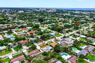 220 SW 10th Ave, Boynton Beach, FL 33435 - Photo 50