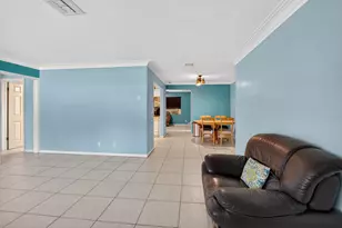 220 SW 10th Ave, Boynton Beach, FL 33435 - Photo 18
