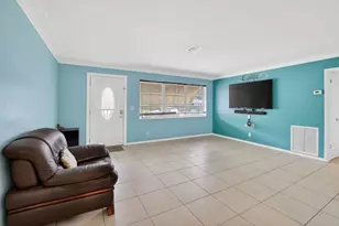 220 SW 10th Ave, Boynton Beach, FL 33435 - Photo 16