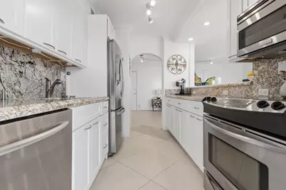 2715 N Ocean Boulevard #10c, Fort Lauderdale, FL 33308 - Photo 8