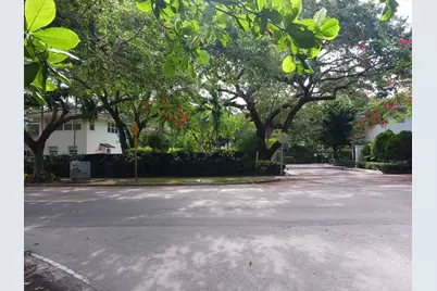 3611 SW 37th Avenue #19, Coconut Grove, FL 33133 - Photo 1