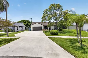 1273 NW 11th St, Boynton Beach, FL 33426 - Photo 4