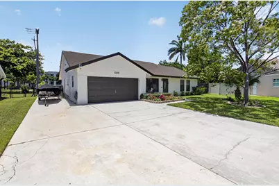 1273 NW 11th Street, Boynton Beach, FL 33426 - Photo 2