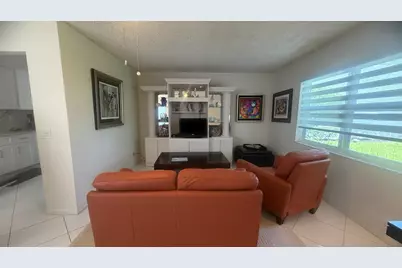 930 Normandy, Delray Beach, FL 33484 - Photo 2