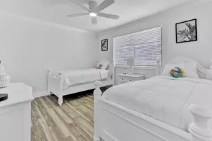 106 Club Dr, Palm Beach Gardens, FL 33418 - Photo 8