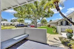106 Club Dr, Palm Beach Gardens, FL 33418 - Photo 12