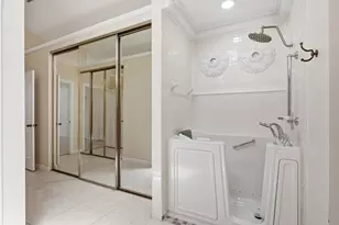 2319 Saratoga Bay Dr, West Palm Beach, FL 33409 - Photo 24