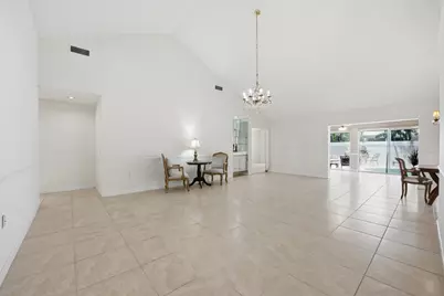 2319 Saratoga Bay Drive, West Palm Beach, FL 33409 - Photo 4