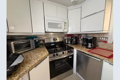 292 Brittany G #292, Delray Beach, FL 33446 - Photo 12