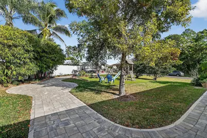 3221 SE Quay Street, Port Saint Lucie, FL 34984 - Photo 14