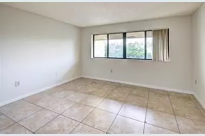 2445 SW 18th Terrace #110, Fort Lauderdale, FL 33315 - Photo 8