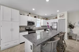 12552 NW Toblin Ln, Port Saint Lucie, FL 34987 - Photo 10