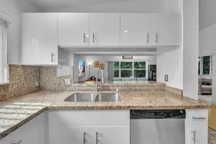 8039 N Tranquility Lake Dr, Delray Beach, FL 33446 - Photo 10