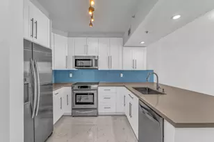 3020 NE 32nd St, Fort Lauderdale, FL 33306 - Photo 8