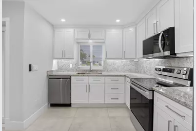 6049 VÃ­a Diana, Delray Beach, FL 33484 - Photo 2