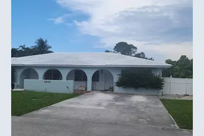 2940 NE 19th Terrace #South Side, Lighthouse Point, FL 33064 - Photo 1
