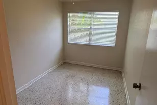 218 Seville Rd, West Palm Beach, FL 33405 - Photo 10
