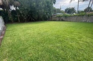 218 Seville Rd, West Palm Beach, FL 33405 - Photo 14