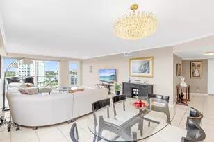 3000 Holiday Dr, Fort Lauderdale, FL 33316 - Photo 18