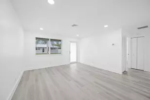 2807 Reo Ln, Palm Springs, FL 33461 - Photo 6