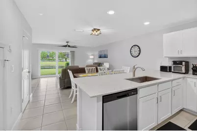6762 Broadwater Lane, Lake Worth, FL 33467 - Photo 10