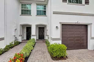 6762 Broadwater Ln, Lake Worth, FL 33467 - Photo 2