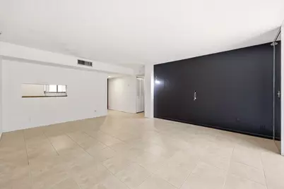 5160 Las Verdes Circle #Unit 101, Delray Beach, FL 33484 - Photo 8