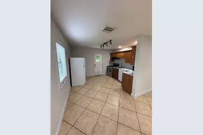 741 Roseland Drive, West Palm Beach, FL 33405 - Photo 10