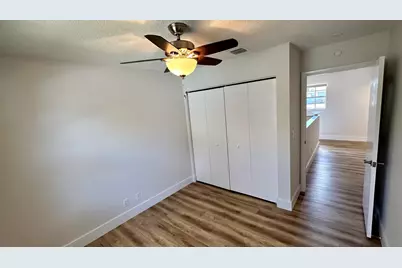 1631 E Cypress Way Way E, Palm Springs, FL 33406 - Photo 12