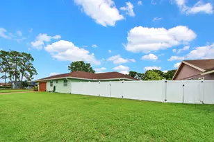 127 Miramar Ave, Royal Palm Beach, FL 33411 - Photo 42