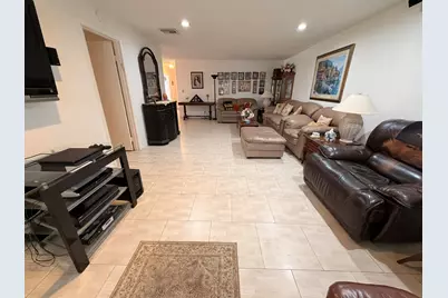 182 Lake Susan Lane, West Palm Beach, FL 33411 - Photo 10