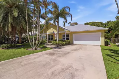 5802 SE Wesley Avenue, Stuart, FL 34997 - Photo 2