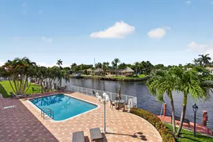 800 Pine Dr, Pompano Beach, FL 33060 - Photo 20