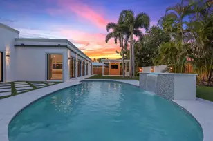 391 W Riverside Dr, Tequesta, FL 33469 - Photo 4