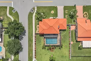 6431 Olde Moat Way, Davie, FL 33331 - Photo 56