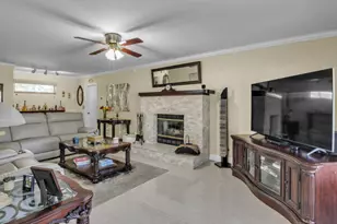 6431 Olde Moat Way, Davie, FL 33331 - Photo 18