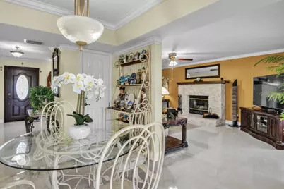 6431 Olde Moat Way, Davie, FL 33331 - Photo 18