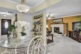 6431 Olde Moat Way, Davie, FL 33331 - Photo 18