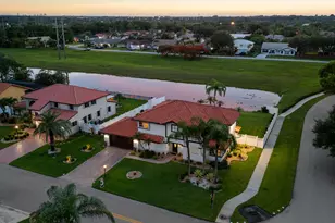 6431 Olde Moat Way, Davie, FL 33331 - Photo 8
