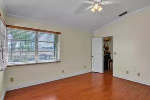 6431 Olde Moat Way, Davie, FL 33331 - Photo 32