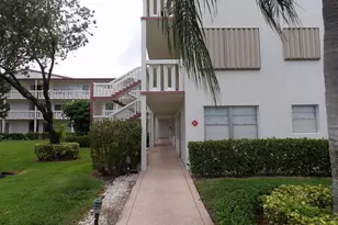 195 Fanshaw Way E, Boca Raton, FL 33434 - Photo 8