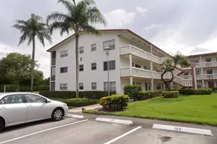 195 Fanshaw Way E, Boca Raton, FL 33434 - Photo 4