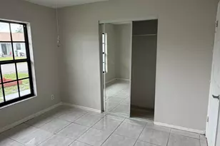 5460 S Lakewood Cir S, Margate, FL 33063 - Photo 16