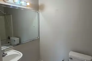 5460 S Lakewood Cir S, Margate, FL 33063 - Photo 18