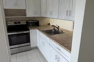 5460 S Lakewood Cir S, Margate, FL 33063 - Photo 56